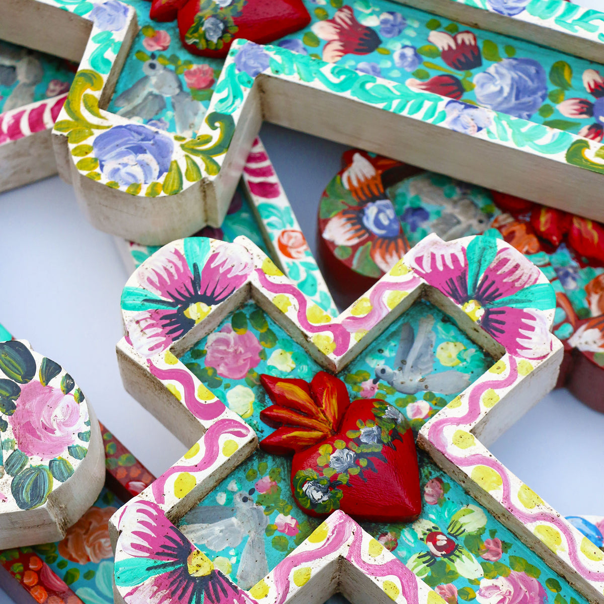 Calista Wall Cross - White