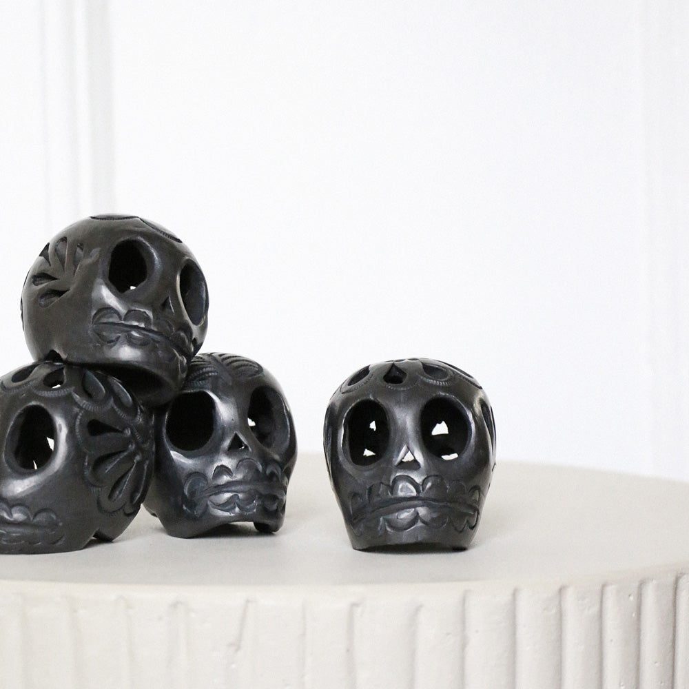 Black Clay Skull - Mini