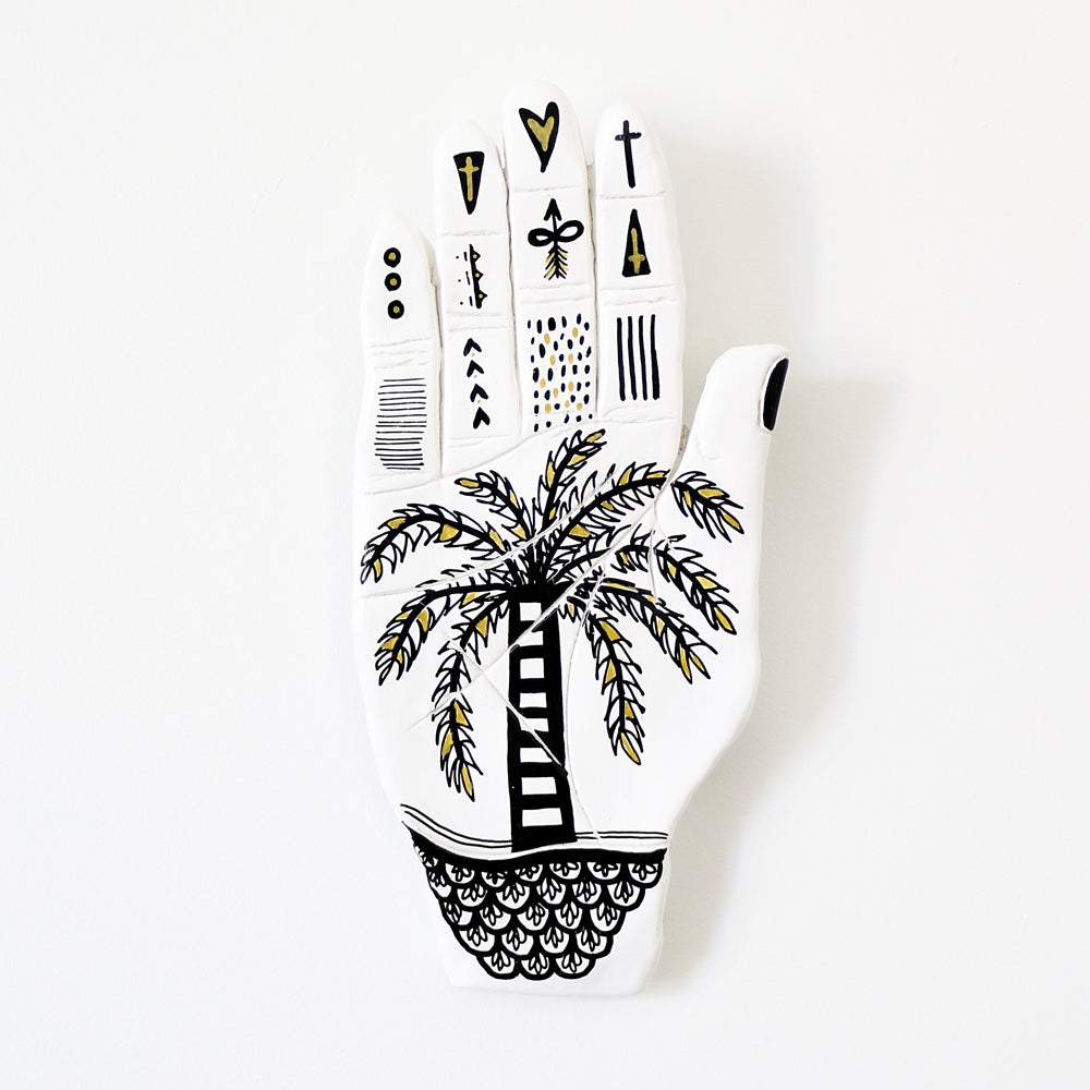 La'Vista Palm Reading