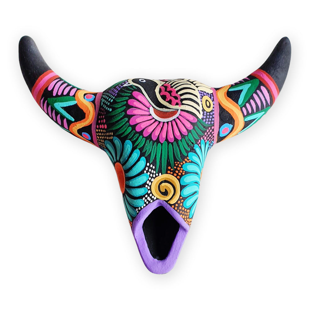 Valiente Skull Hanging